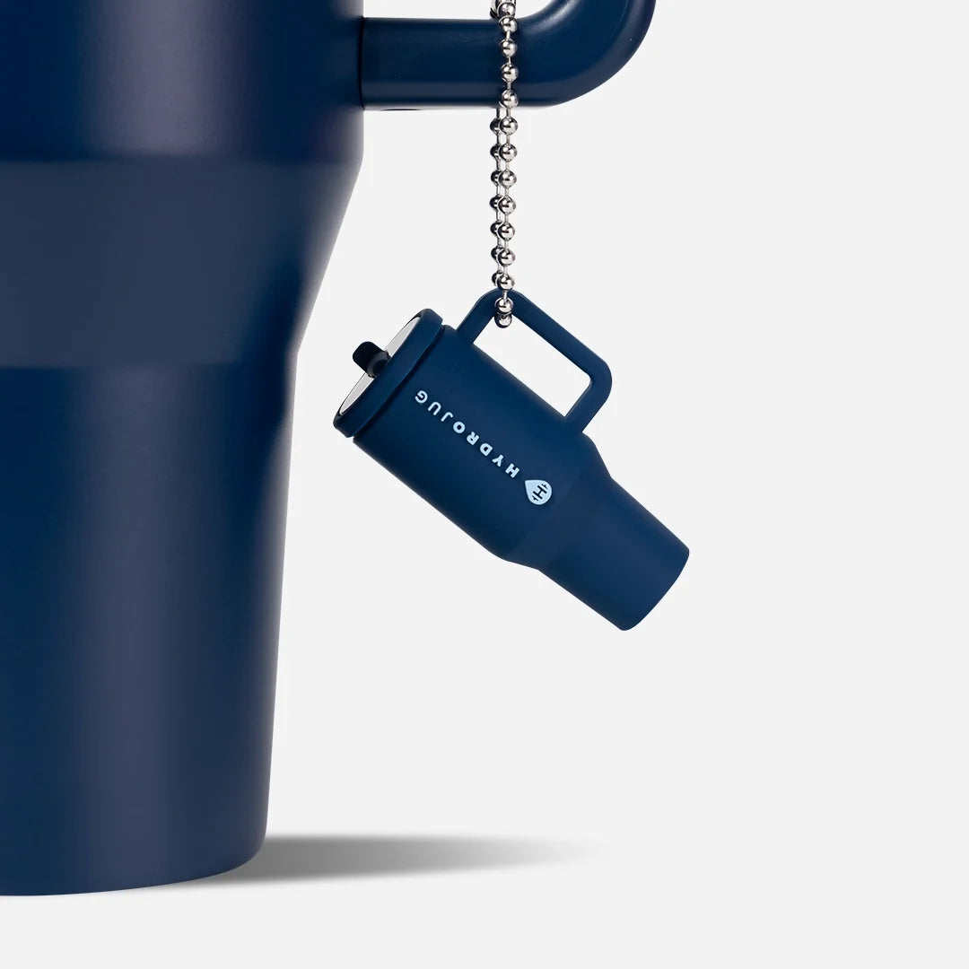 traveler-keychain-n4 Web-TravelerKeychainPhotos-Navy2.webp